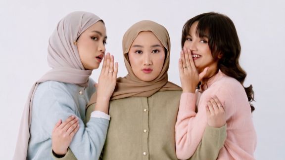 Kenapa Podcast Tanpa Naskah Malah Bikin Penonton Betah? Ternyata...