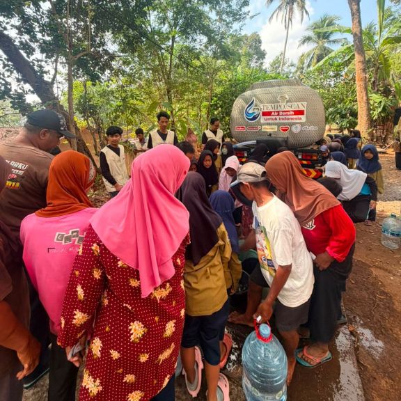 Tempo Scan Bantu Warga Hadapi Kemarau Ekstrem Lewat Program Air Bersih