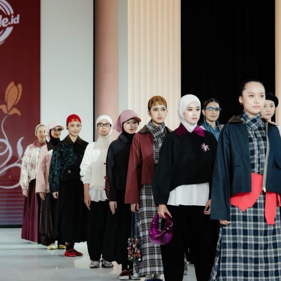 Dari Insecure hingga Percaya Diri, 64 Talenta Tampil di Fashion Nation