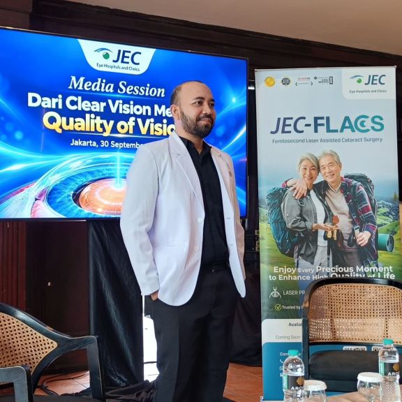 Atasi Masalah Katarak, JEC Eye Hospitals and Clinics Paparkan Manfaat Teknologi FLACS