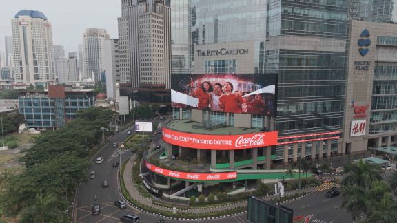 Asia Tenggara Bersatu, Keseruan Sepak Bola Melampaui Stadion