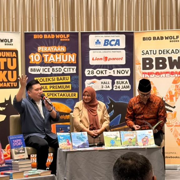 Yuk Moms Kenalkan Adab kepada Anak Lewat Cerita, Bukan Sekadar Nasihat!