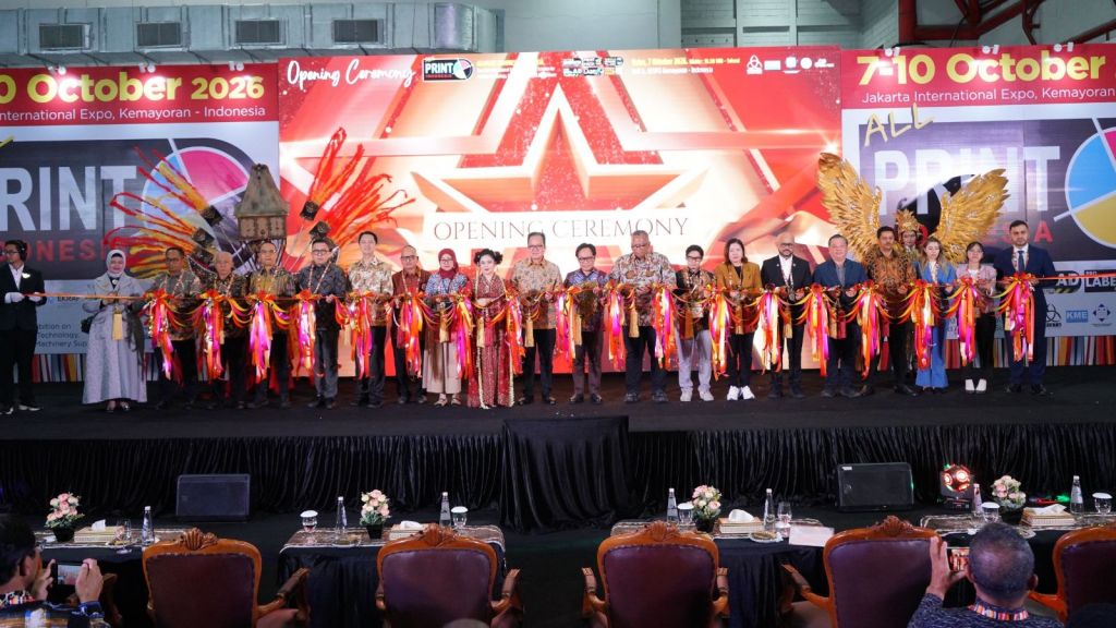 Mau Eksplorasi Motif Kain? Digital Printing Buka Peluang Kreasi Fesyen yang Lebih Personal