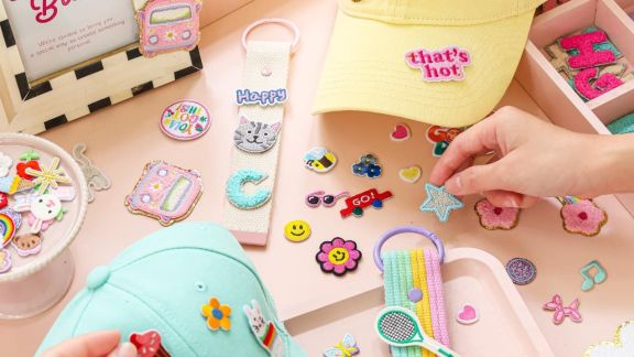Berawal dari Toko Dorong di Bandung, Stroberi Accessories Kini Raih Superbrands 2026